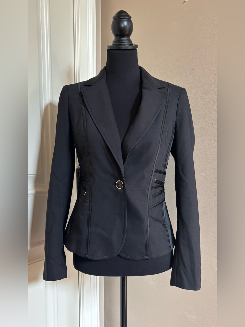 Cache Black Corset side Blazer Jacket Women’s Size 4 Stretch Tailored